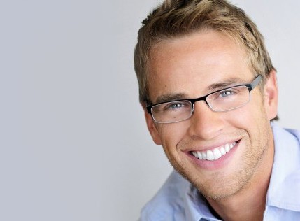 Patient with Perfect Teeth in Honolulu